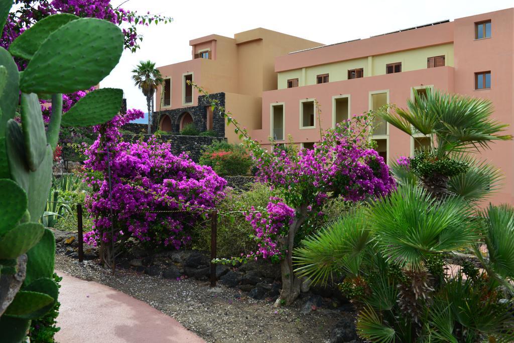 Suvaki Resort Madonna Delle Grazie エクステリア 写真