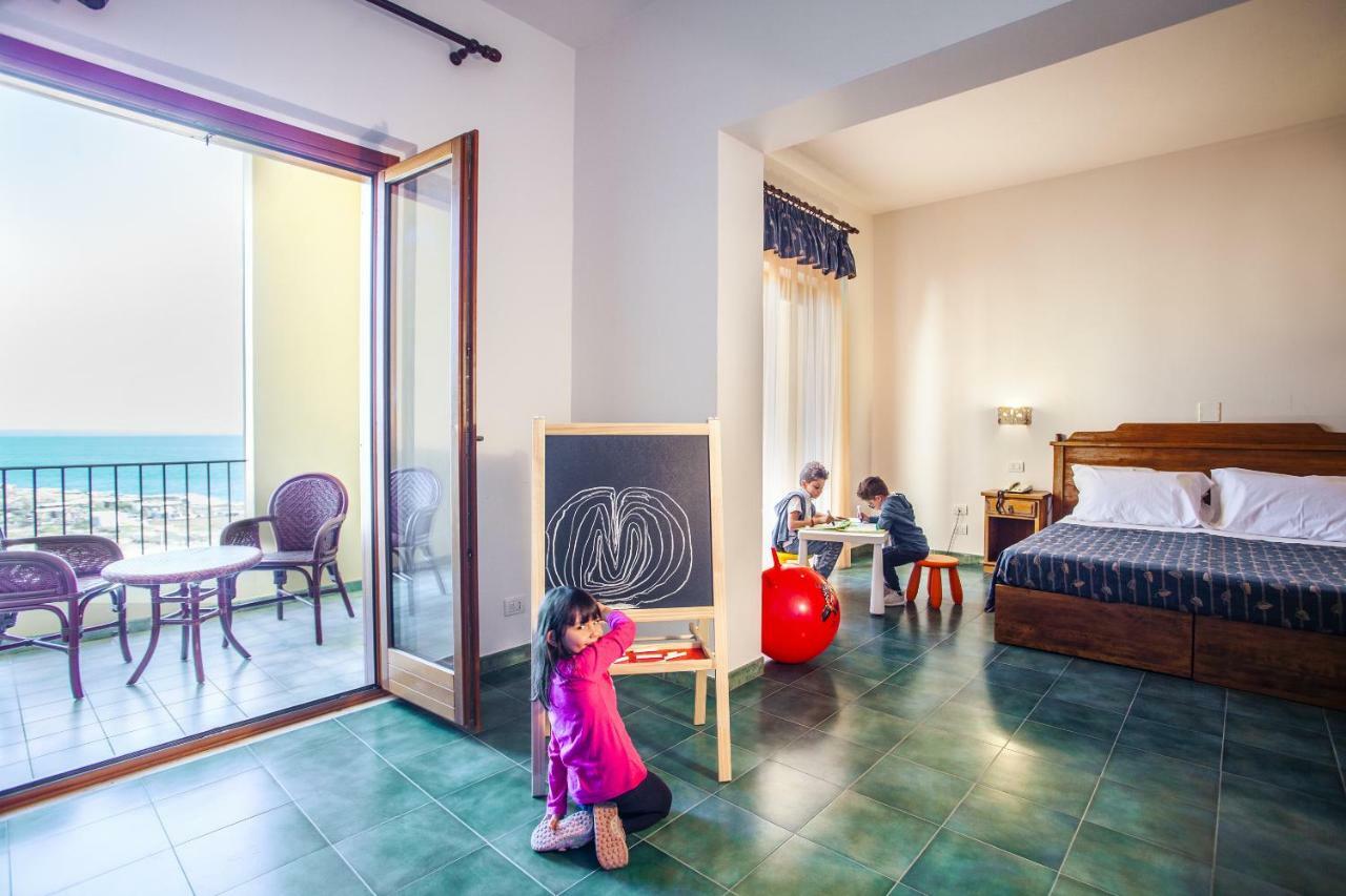 Suvaki Resort Madonna Delle Grazie エクステリア 写真