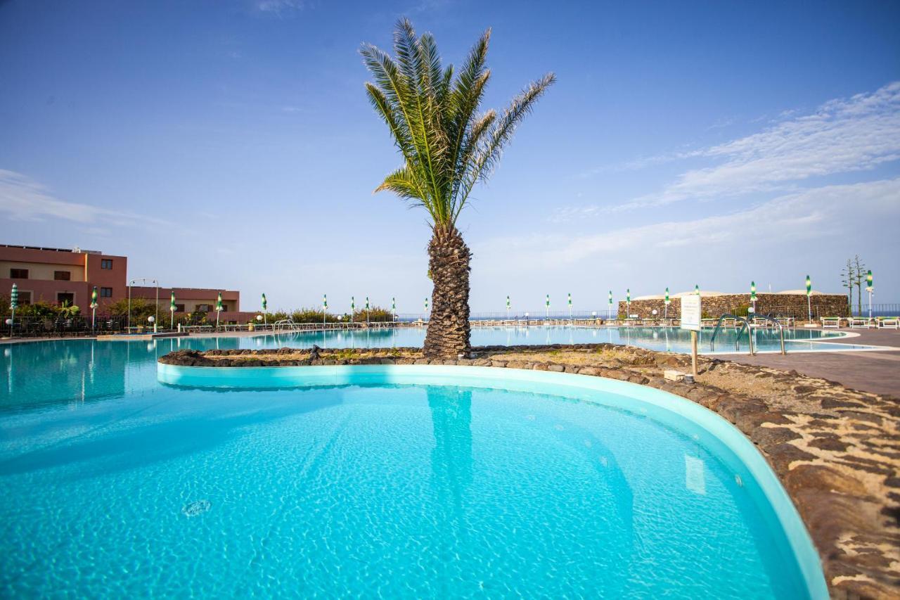 Suvaki Resort Madonna Delle Grazie エクステリア 写真