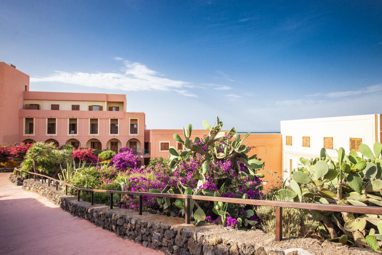 Suvaki Resort Madonna Delle Grazie エクステリア 写真